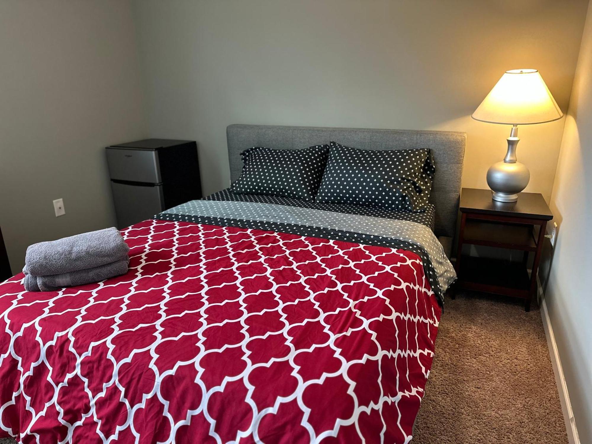 Extended & Short Term At The Oasis Group Guest house
